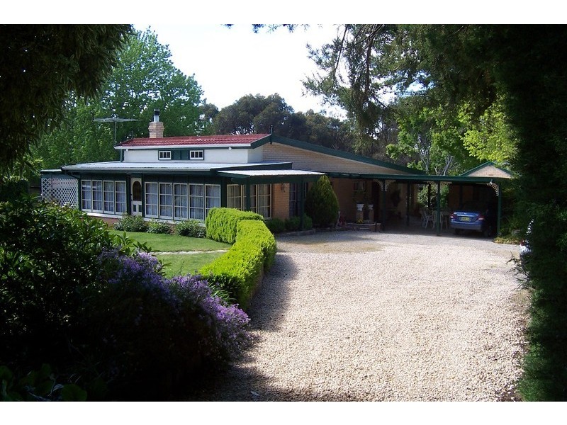 10 Valley Side Drive, Crafers SA 5152