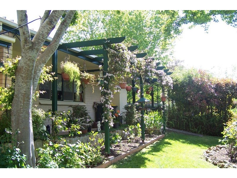 10 Valley Side Drive, Crafers SA 5152