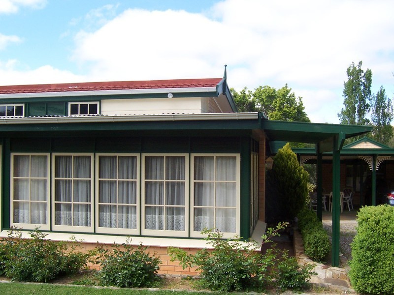 10 Valley Side Drive, Crafers SA 5152