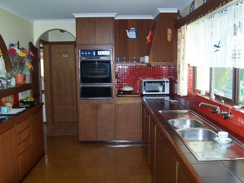 10 Valley Side Drive, Crafers SA 5152
