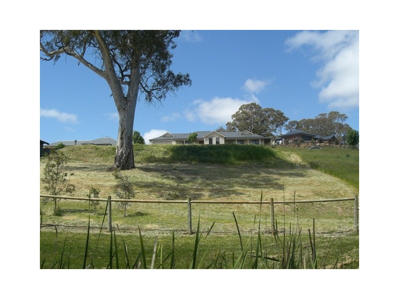 5 Fairfield Road, Mount Barker SA 5251