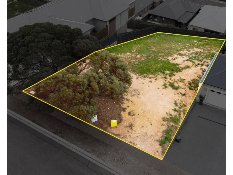 8 Narooma Boulevard, Murray Bridge SA 5253