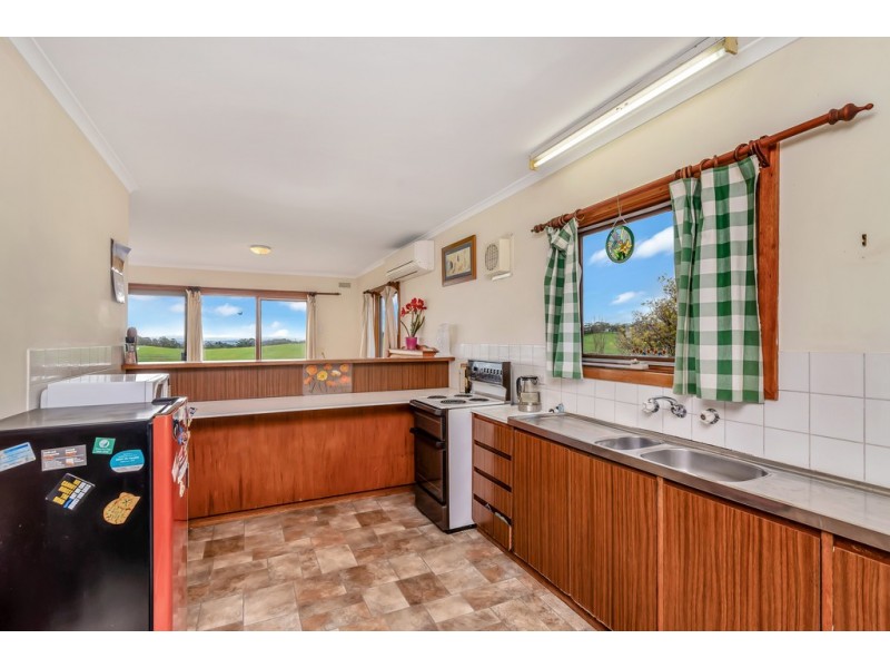 133 Hay Road, Meadows SA 5201