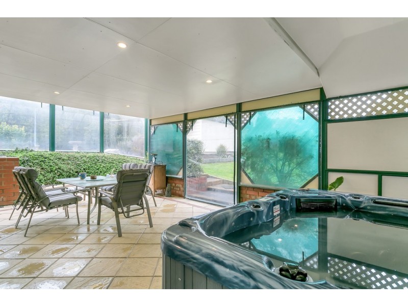 26 Jacaranda Drive, Woodside SA 5244