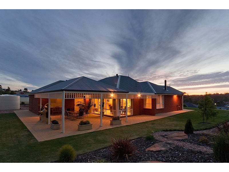 20 Pontiac Road, Mount Barker SA 5251