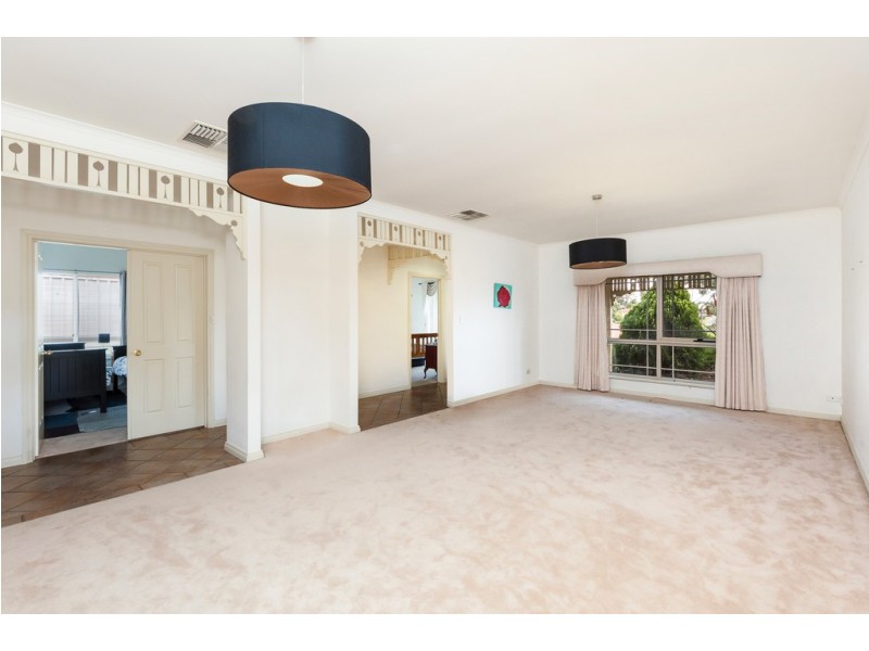 64 Glendale Avenue, Flagstaff Hill SA 5159