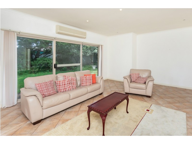 64 Glendale Avenue, Flagstaff Hill SA 5159