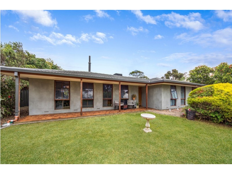 1 Ruby Court, Flagstaff Hill SA 5159