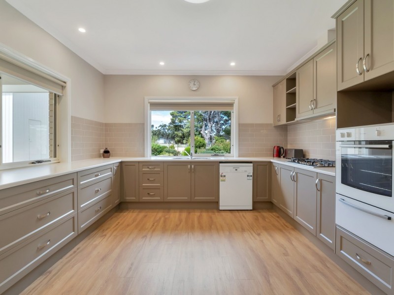 42 Hampden Way, Strathalbyn SA 5255