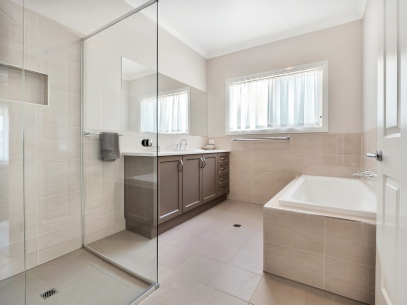 42 Hampden Way, Strathalbyn SA 5255