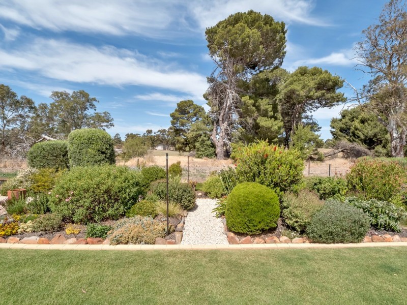 42 Hampden Way, Strathalbyn SA 5255