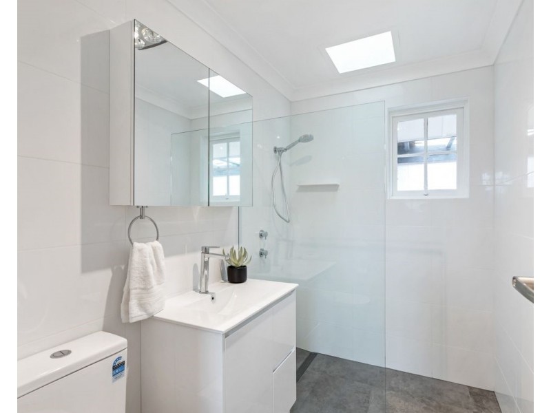 90 Black Road, Flagstaff Hill SA 5159