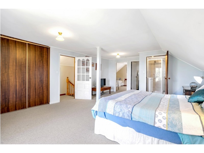 4 Priory Place, Upper Sturt SA 5156