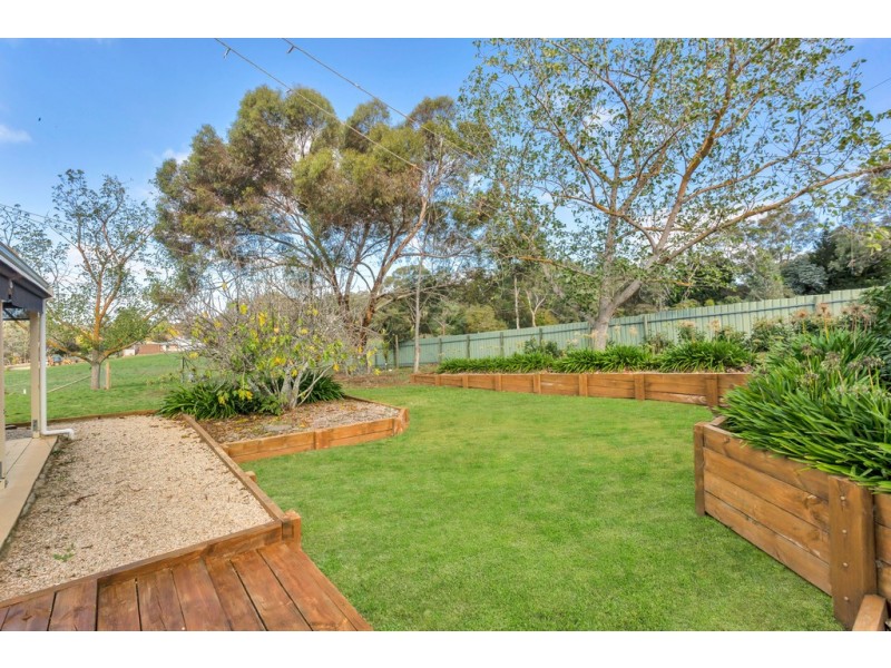 12 Howard Court, Blakiston SA 5250