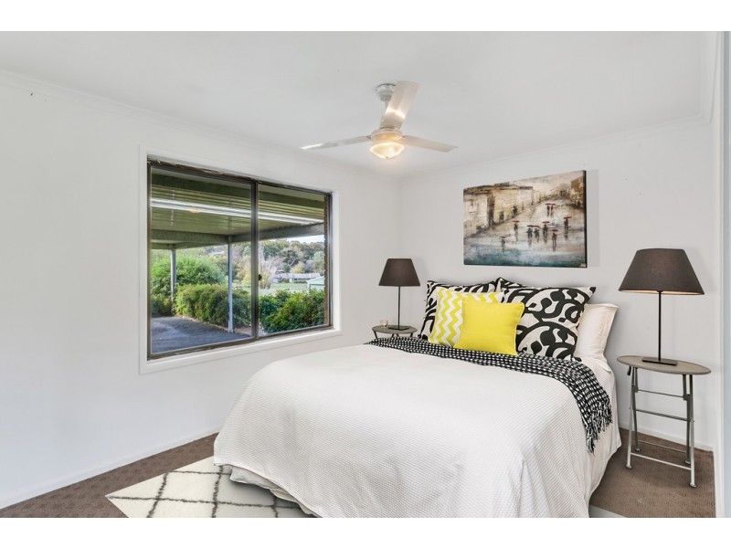 12 Howard Court, Blakiston SA 5250