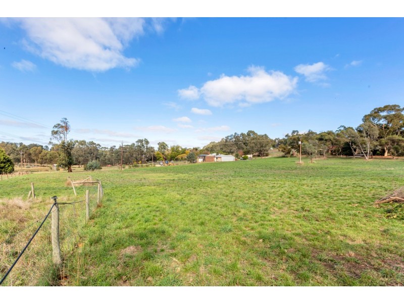 12 Howard Court, Blakiston SA 5250