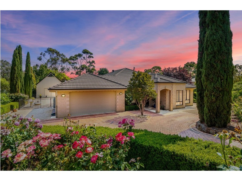 33 Burnbank Way, Mount Barker SA 5251