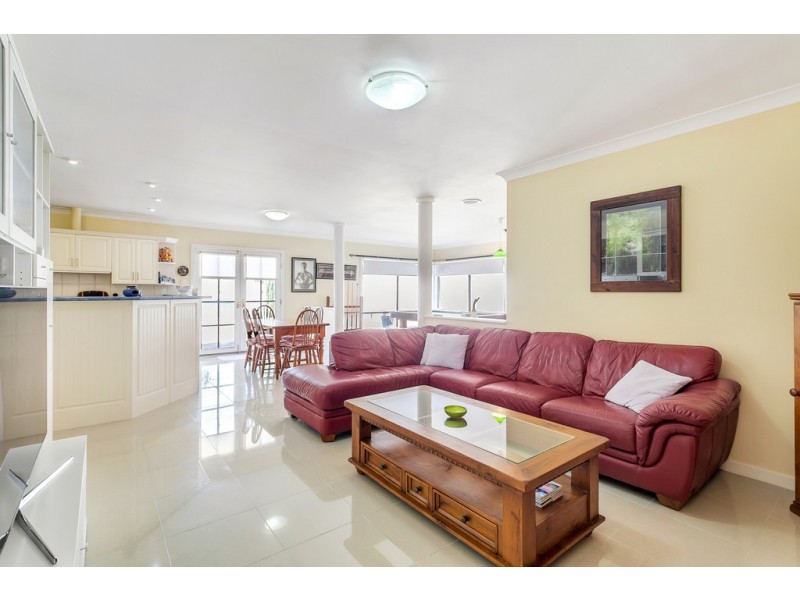 33 Burnbank Way, Mount Barker SA 5251