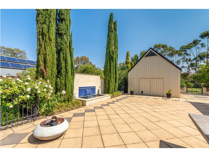 33 Burnbank Way, Mount Barker SA 5251