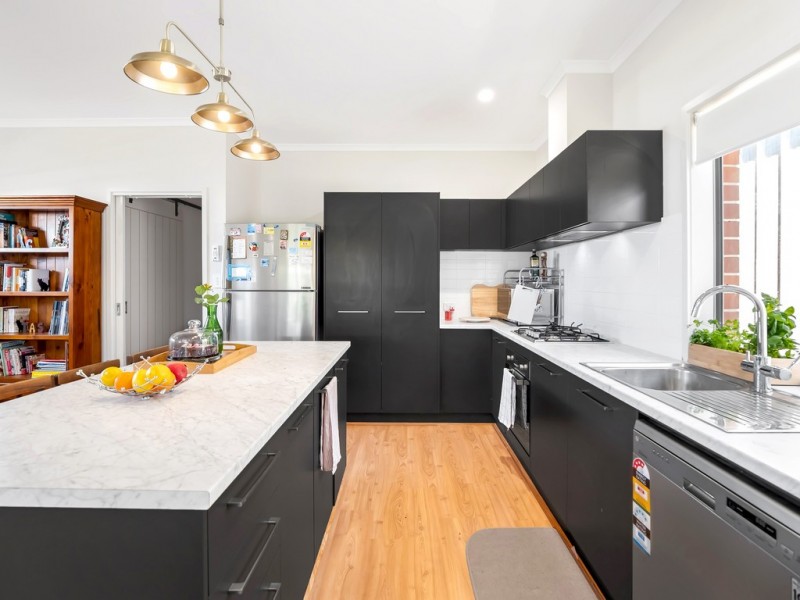 4 Lucie Close, Mount Barker SA 5251