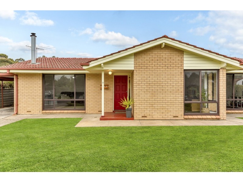 9 Deer Avenue, Mount Barker SA 5251