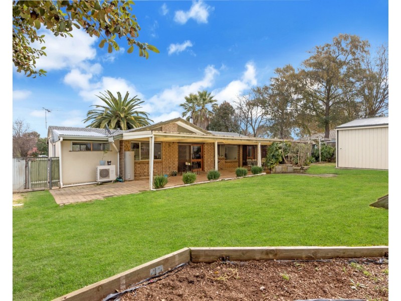 27 Victoria Road, Mount Barker SA 5251