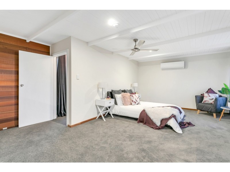 18 Eyre Street, Seaview Downs SA 5049