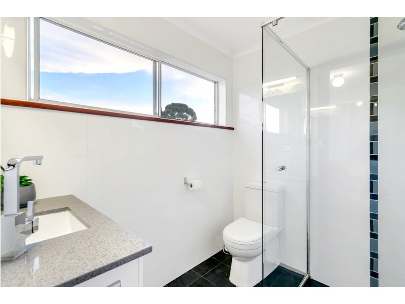 18 Eyre Street, Seaview Downs SA 5049