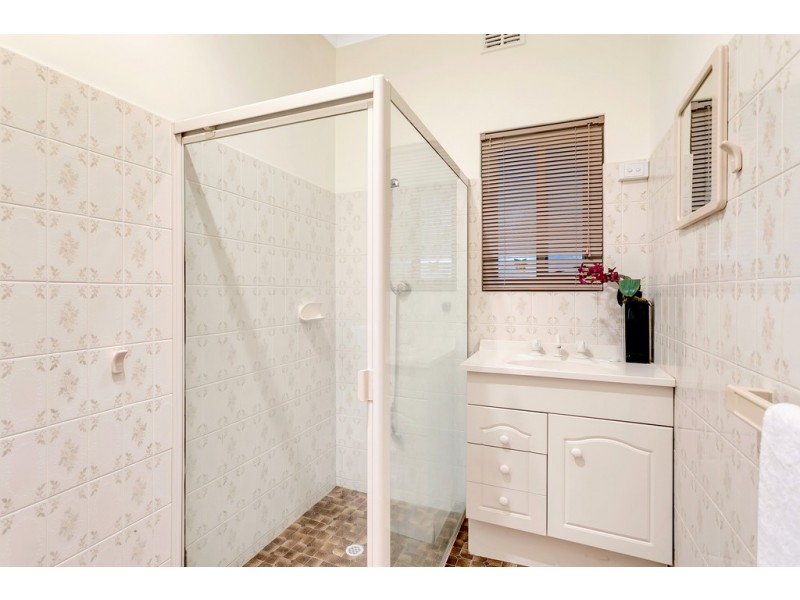 18 Eyre Street, Seaview Downs SA 5049