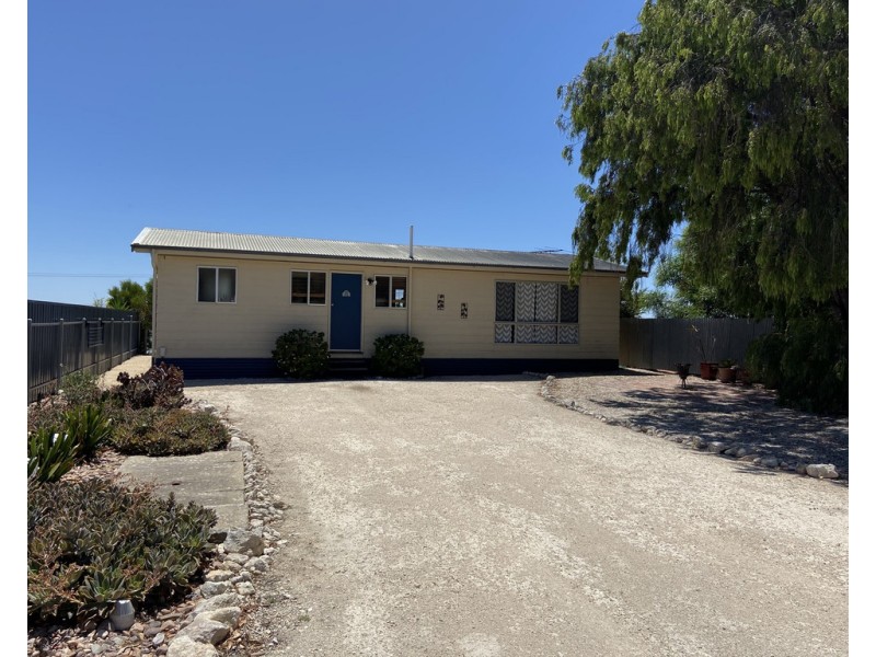 36 Sidney Parade, Hindmarsh Island SA 5214