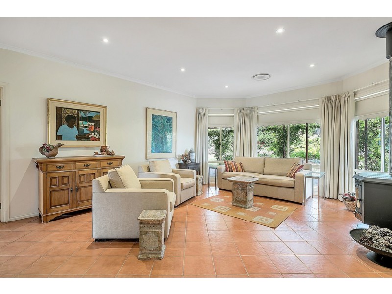 11 Stokes Court, Mount Barker SA 5251