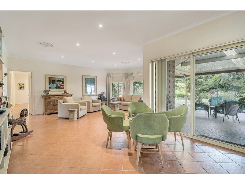 11 Stokes Court, Mount Barker SA 5251