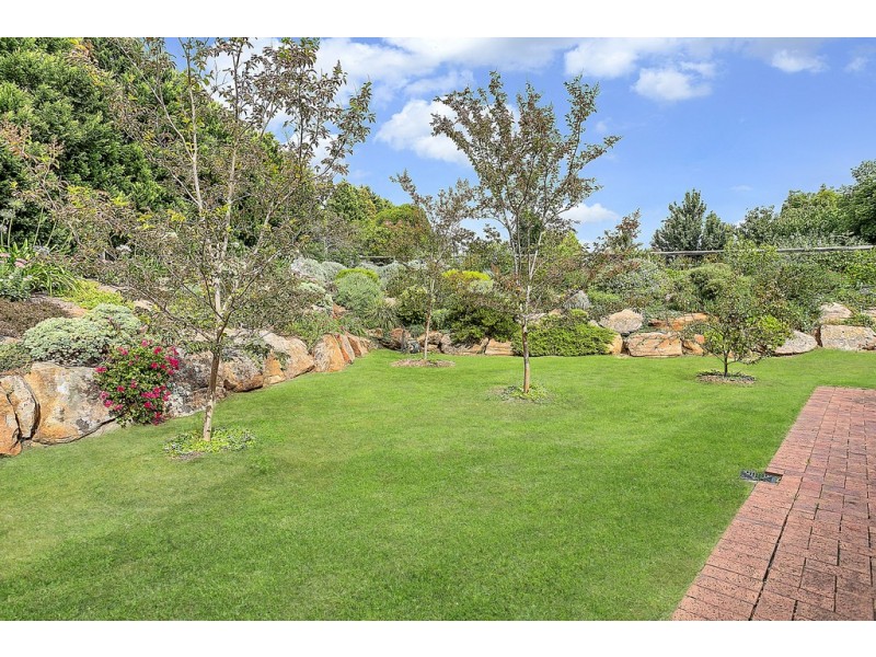 11 Stokes Court, Mount Barker SA 5251