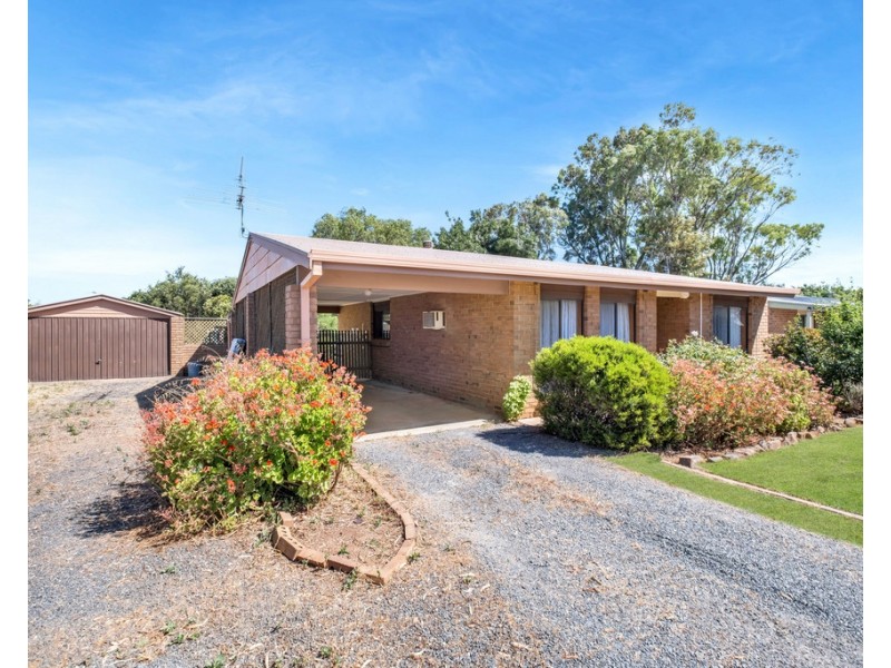 8 Liverpool Drive, Strathalbyn SA 5255