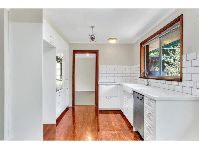 135 Black Road, Flagstaff Hill SA 5159