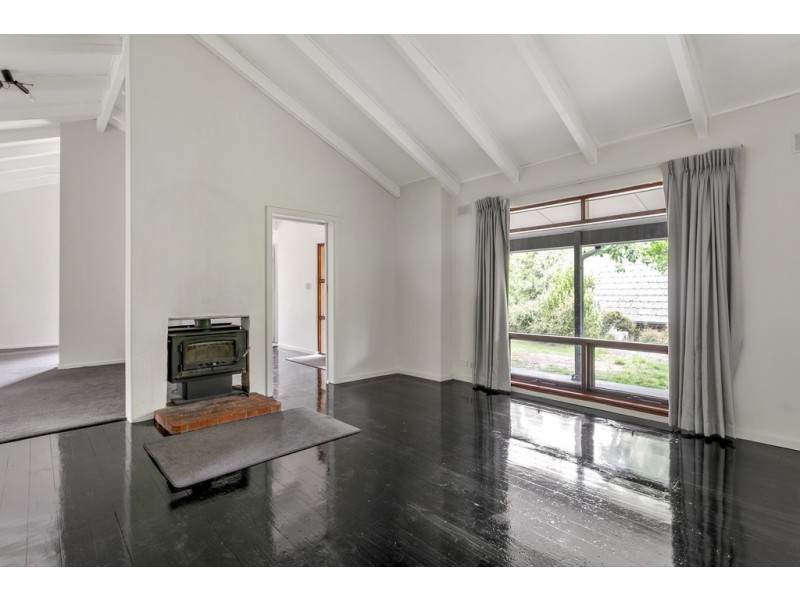 31 First Avenue, Bridgewater SA 5155