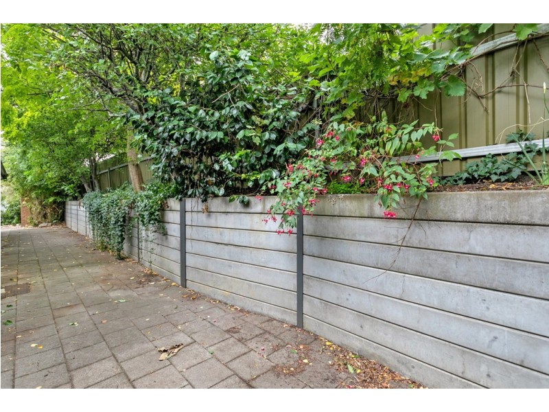 31 First Avenue, Bridgewater SA 5155