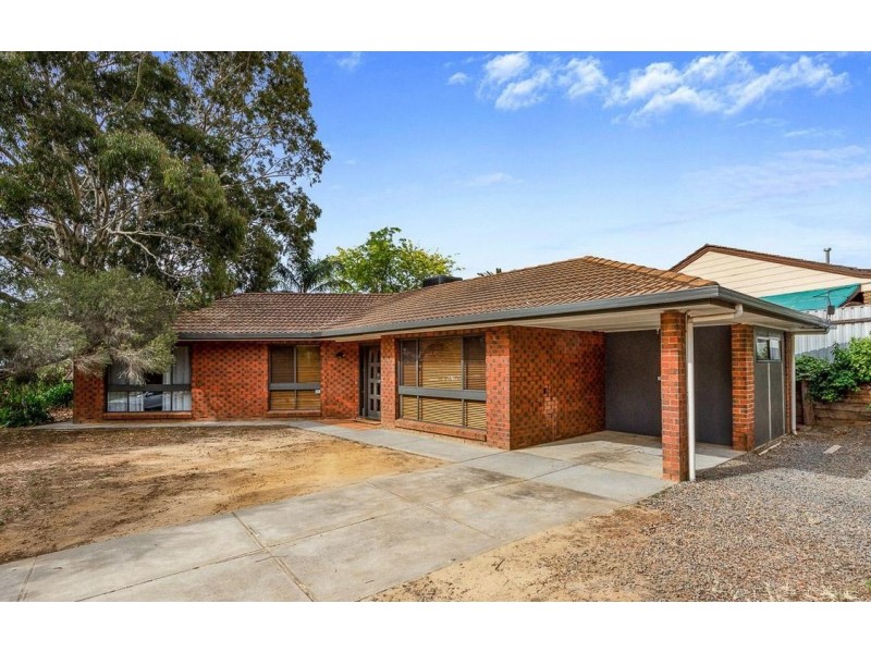 51 Pine Drive, Aberfoyle Park SA 5159