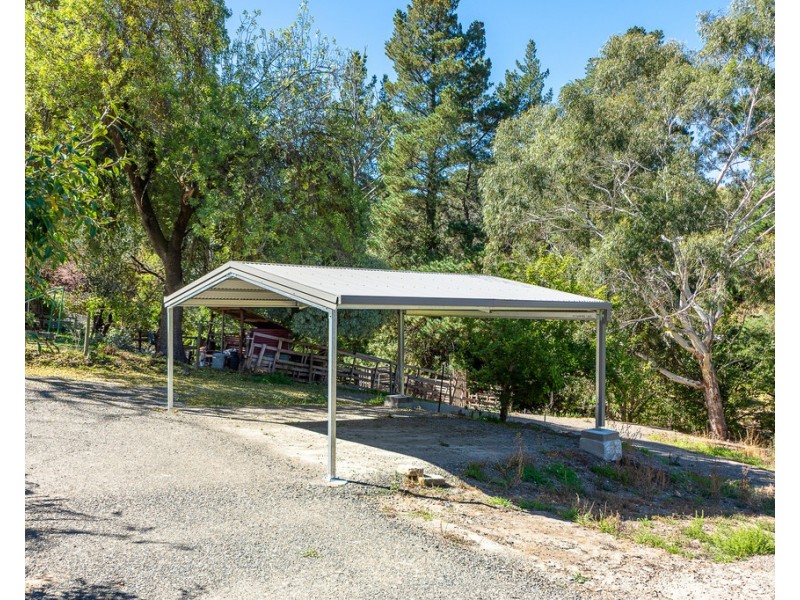 2 Fielding Road, Bridgewater SA 5155