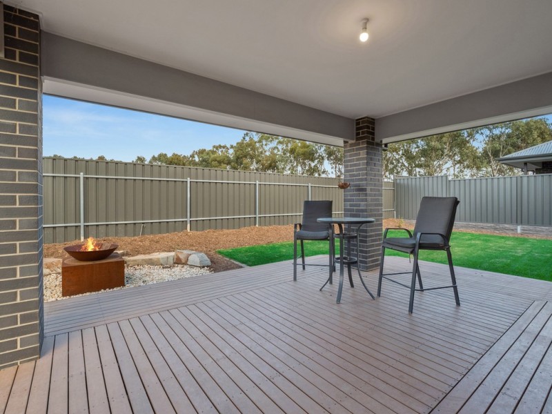 37 Richmond Drive, Mount Barker SA 5251