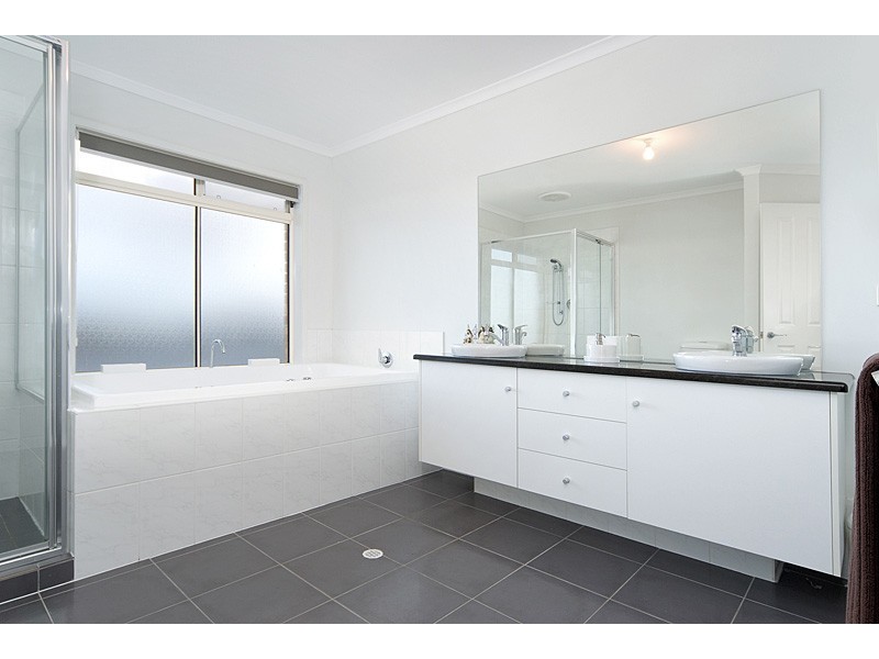 50 Yaktanga Way, Mount Barker SA 5251