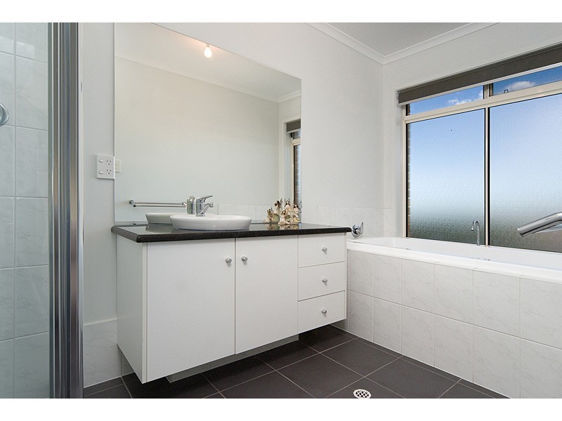 50 Yaktanga Way, Mount Barker SA 5251