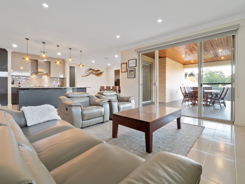 26 Red Gum Crescent, Mount Barker SA 5251