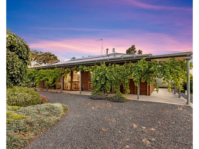 90 Totness Road, Totness SA 5250