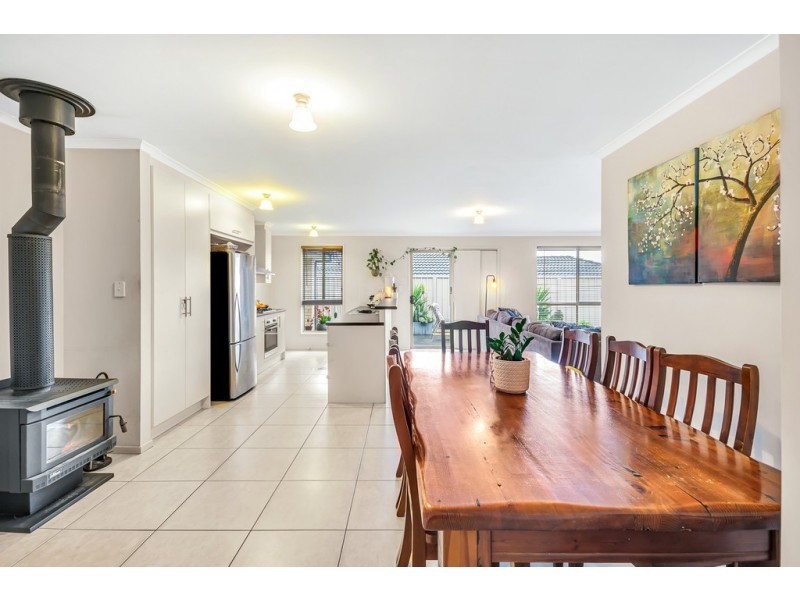 11 Belmont Crescent, Mount Barker SA 5251