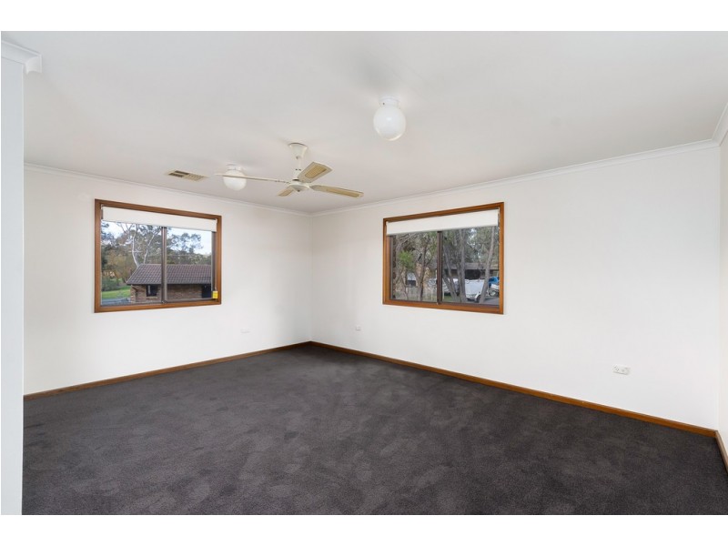 71 Caledonia Avenue, Woodside SA 5244