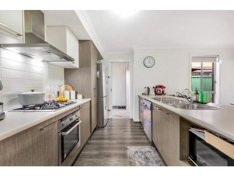 12 Mahogany Circuit, Parafield Gardens SA 5107