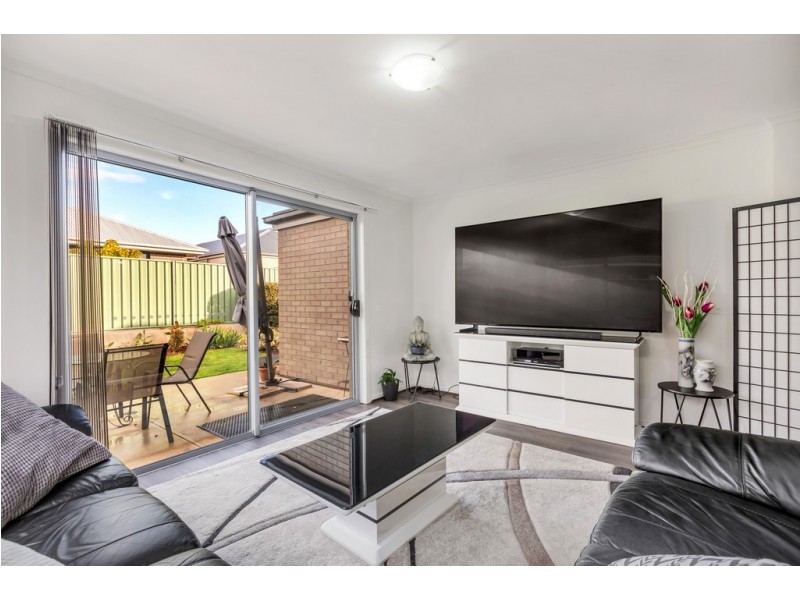 12 Mahogany Circuit, Parafield Gardens SA 5107