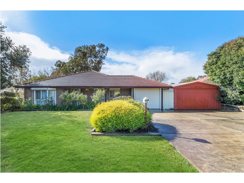 11 Gilbert Road, Mount Barker SA 5251