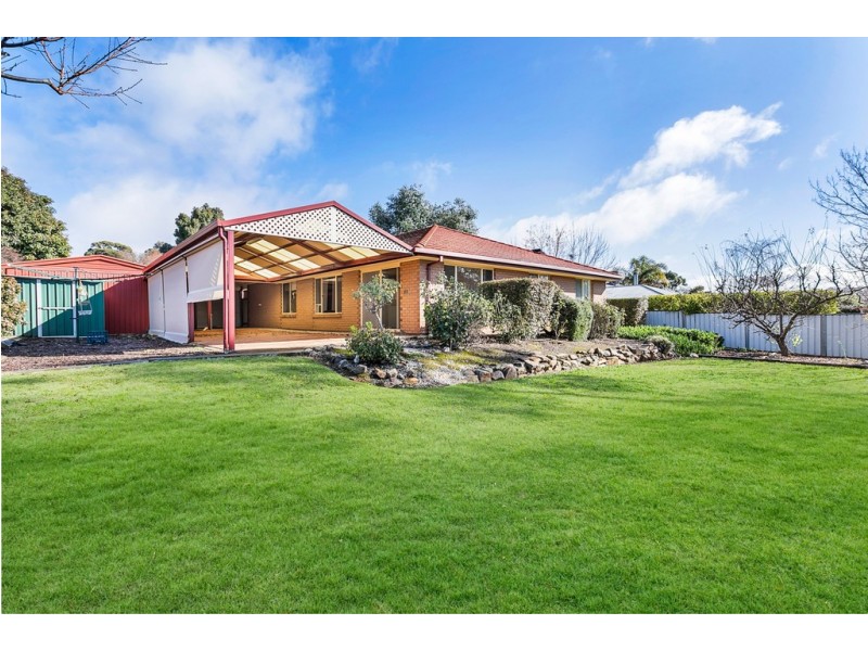 11 Gilbert Road, Mount Barker SA 5251